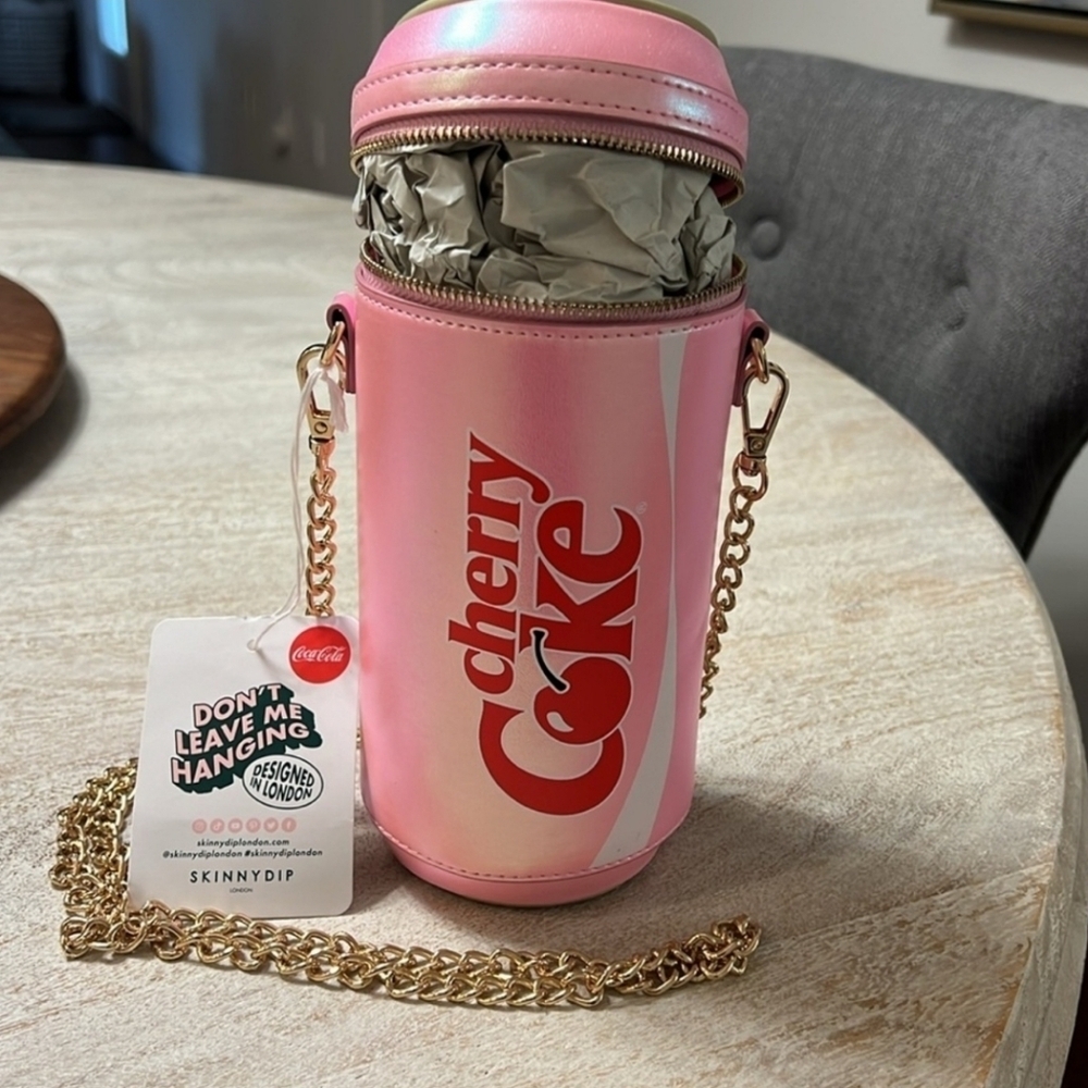 🩷▪️SKINNYDIP ▪️ONDON 2 pc Cherry Coke Handbag Cardholder 2 Pcs Gift Set - Picture 6 of 11